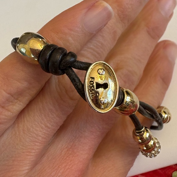 Fossil leather gold rhinestone tone beaded bracelet 7.5" - Picture 5 of 8